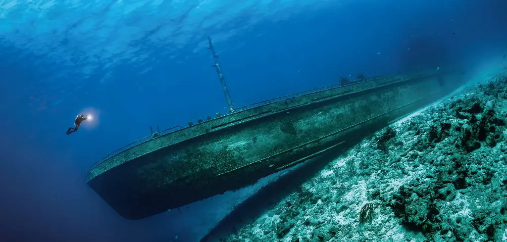 BK-XXL-Planet Ozean-Postkarte »Wrack vor den Bahamas«